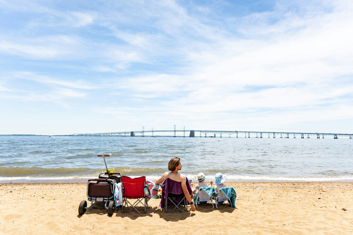 What to Bring to a Beach Day with Kids: The Bag That Actually Works
